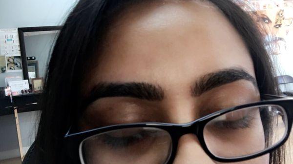 Microbladed eyebrows by Sara