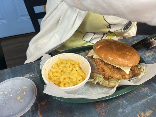 Classic crispy Chicken and Mac & Cheese