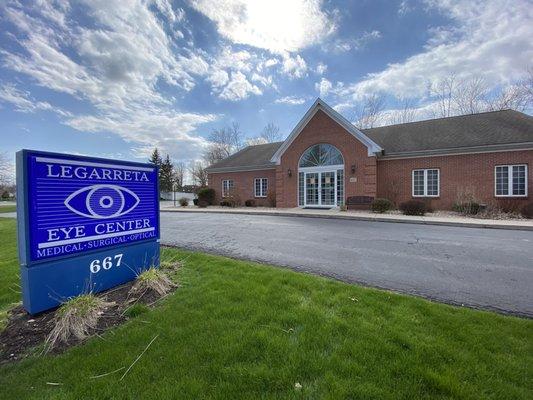 Lockport office location of Legarreta Eye Center.