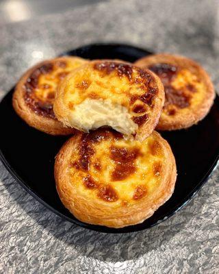 Egg tarts (IG: hangryforwhat)