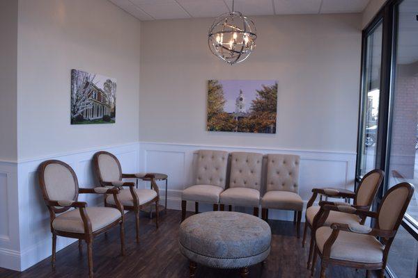 Crisp clean waiting room at Murfreesboro Family Dentistry