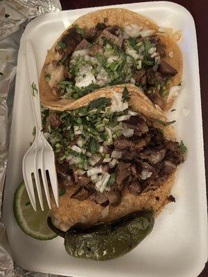 Taco of cabeza and lengua