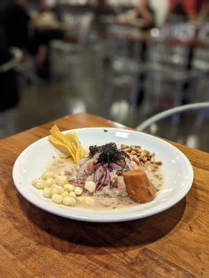 Ceviche de pescado, $20