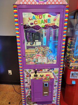 Blast from the past. We used to have a Candy Crane machine in the supermarket where I grew up.