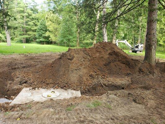 New 1000 gallon septic tank