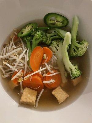 8H. TOFU & VEGGIES PHO- CHAY