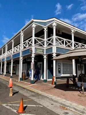 09.08.22 Historic Pioneer Inn in Lahaina