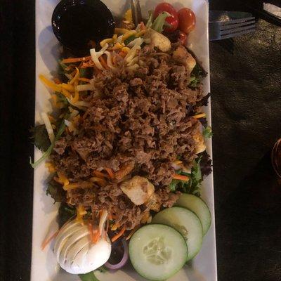 Cheesesteak salad