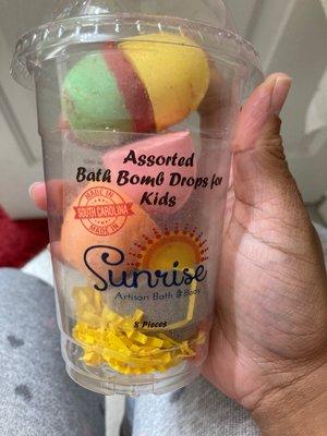 Children bath bomb.  She said she created this for her own granddaughter.  Glad she continued to make it.  Smells amazing and moisturizing