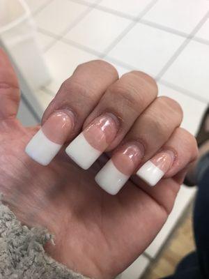 World Nails  Avoid!