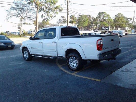 2006 Toyota Tundra Full Detail with Clay Bar System and a complete tint job. Back to looking good as new(: