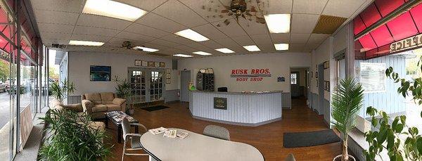 Rusk Bros Body Shop