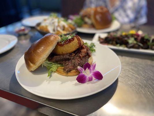 Burger with beef brisket