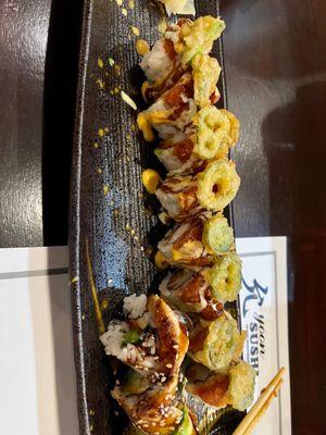 Idol Roll- amazing! And my California roll with eel on top. Wish i would have taken a pic of my salmon sashimi. Yum