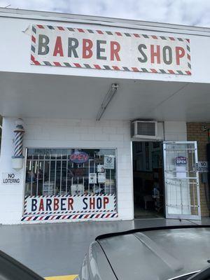 Dave's Barber Shop