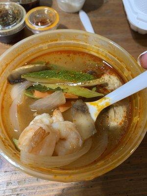 Shrimp Tom Yum Soup was great! great balance of shrimp, squash, mushroom, and other veggies :)