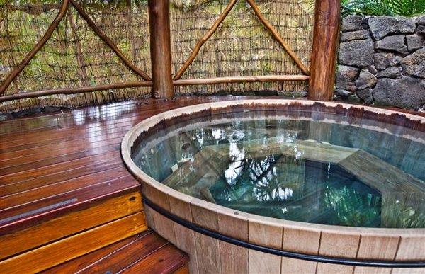 Mamalahoa Hot Tubs & Massage