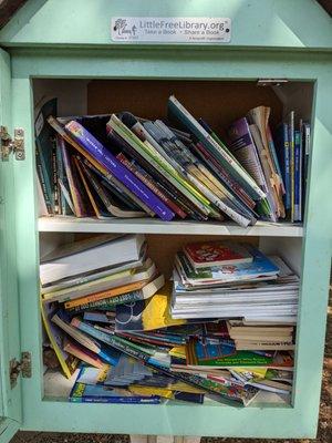 Little Free Library, 2910 Parkway Ave, Charlotte