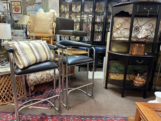 Leather bar stools, furnishings