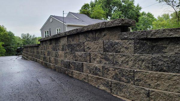 We make your exteriors look lively! When you are deciding on your retaining wall, you'll collaborate with our professionals to pick and also