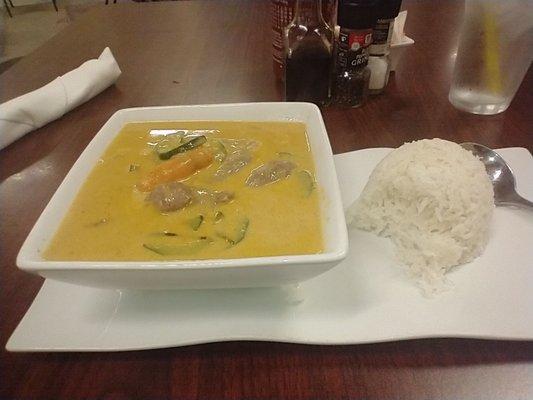 Penang Curry (spelling) ... Very tasty at a very reasonable price.  This restaurant deserves more traffic!