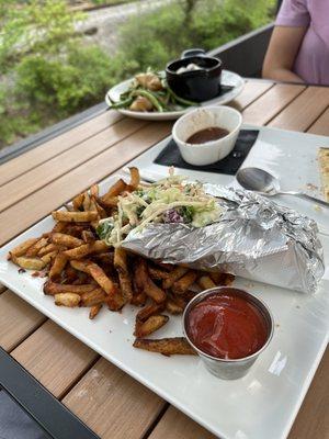 Nashville Hot Chicken Gyro