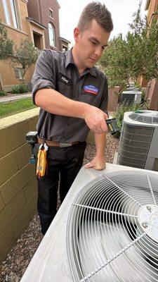 We offer:
 AC Replacement
 AC Repair
 AC Maintenance
 AC Installation