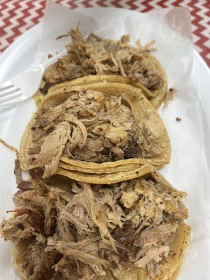 Plain carnitas tacos