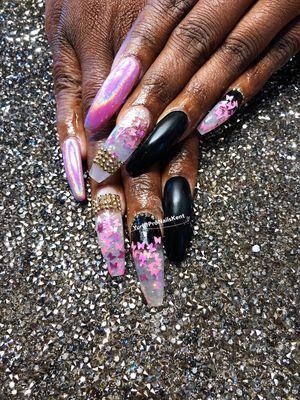 Pro Nails Kent call (206) 429-3873