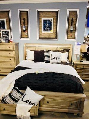 bedroom set