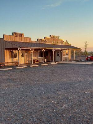 Front of store/restaurant