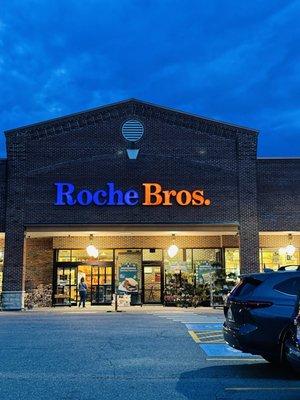 Roche Bros Supermarket