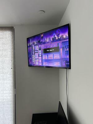 Corner TV installation