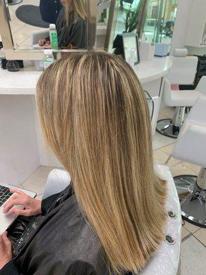 Highlights Done by hairstyles RuwaidaHaddad