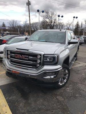 2017 GMC Sierra SLT