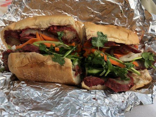 Banh mi with roasted red pork