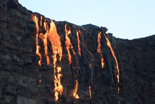 Lava flows off the cliffs!!!