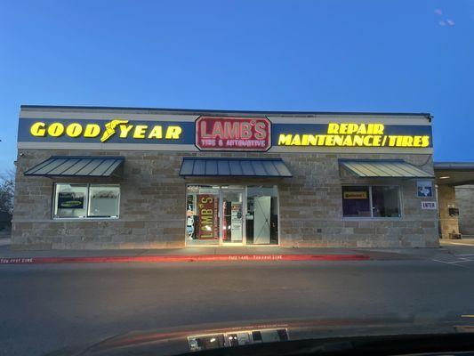 Lamb's Tire & Automotive