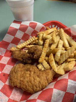 Kid's chicken meal included milk.