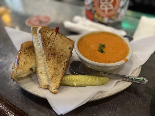 Grilled cheese and tomato soup