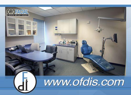 Orofacial & Dental Implant Surgery Waterford Lakes Consultation Room