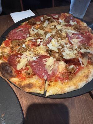 Carne Pizza