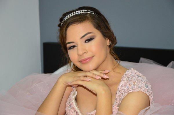 Soft beauty makeup for Quinceanera & Low bun with braid hairstyle.  
 #makeupbyIvett #Ivettcatana
 Makeup by Ivett. Ivett Catana