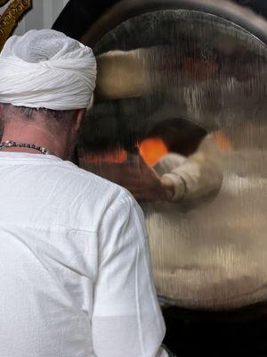 Full Moon Gong Bath