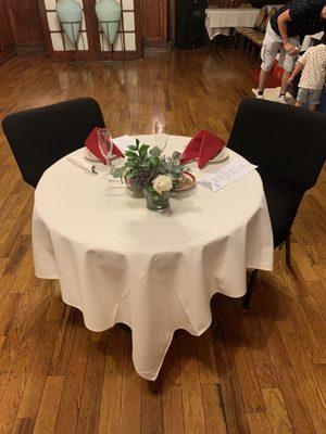 Bride & Groom table