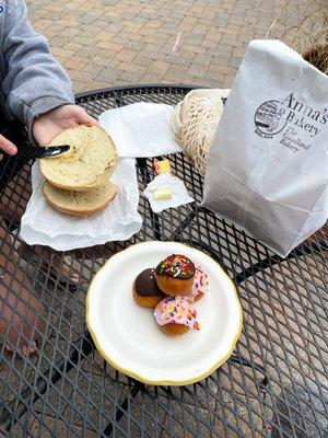 A Sunday morning at Anna's Bakery