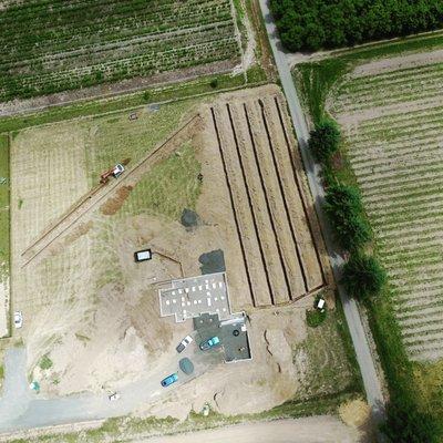 A 6-ton Geothermal grid from the sky! Excellent soil for heat transfer.