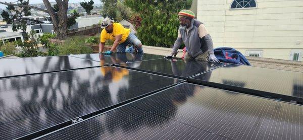 Oxyower Solar Installation team building a new solar photovoltaic electric system in San Francisco Bay Area