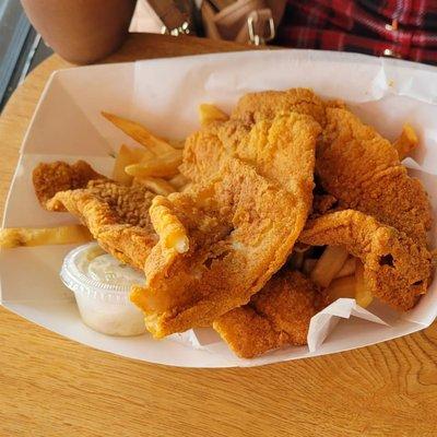 3pc catfish and fries