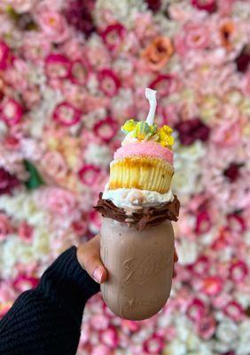 Rocky Road Cake Shake